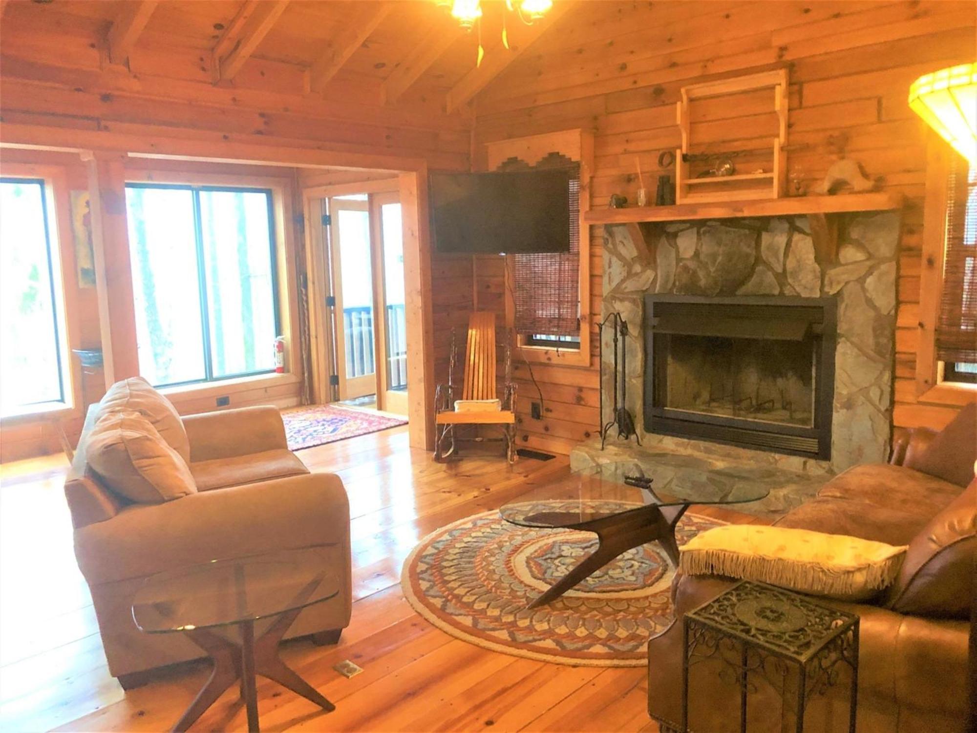 Little Bushy Head- Blue Ridge Villa Exterior photo